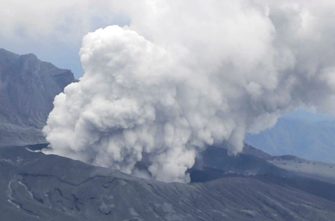 В Японии произошло извержение вулкана Асо